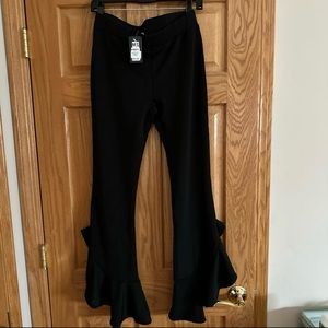 BRAND NEW NEVER WORN LEGGINGS!